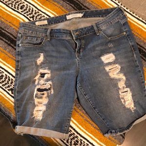DistressedDenim Bermuda shorts